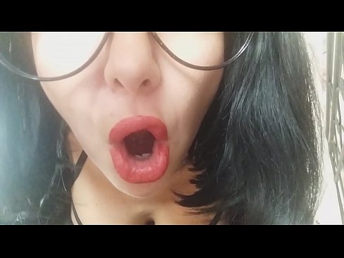 ❤️ Dušo, tvoja maćeha te ne pušta danas u školu... Previše si mi potrebna... Porno video kod nas ☑